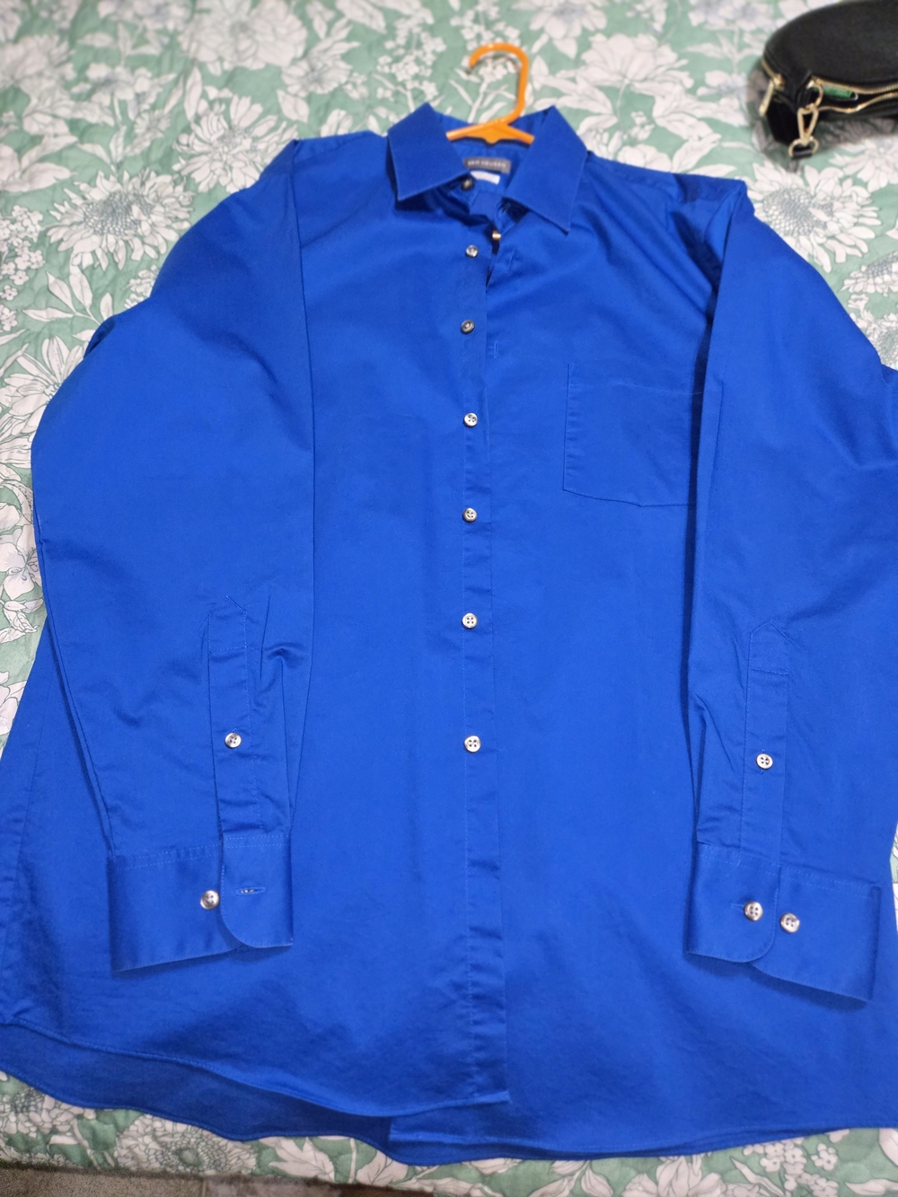 Van Heusen Men's Button-Down Shirt - Bright Blue